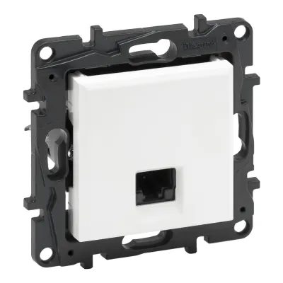Розетка інформаційна RJ45 CAT5e UTP Niloe Step 863159 Legrand