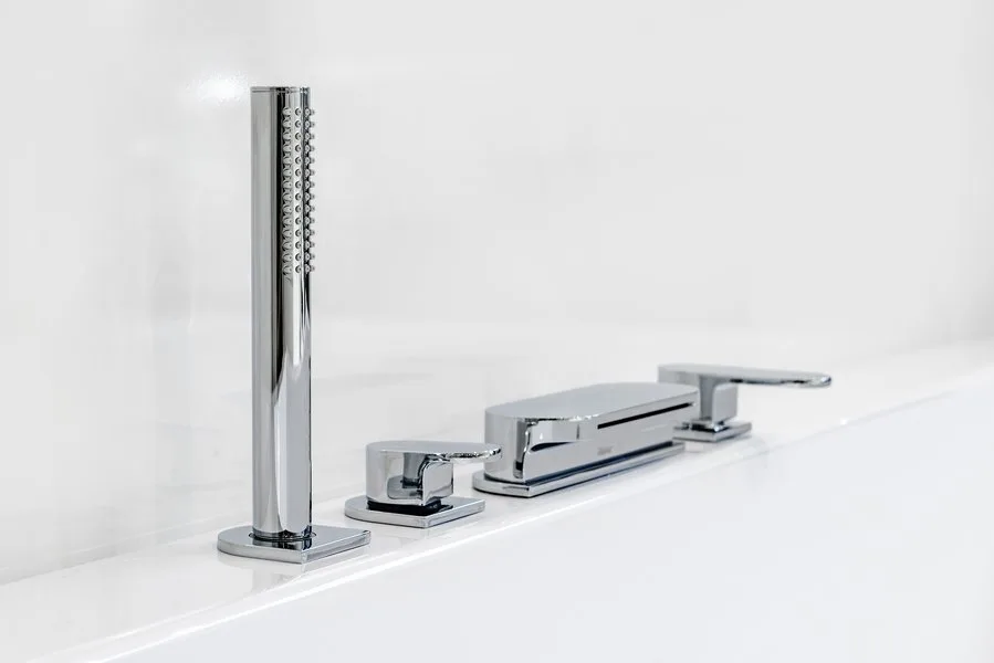 Змішувач для ванни CR 025.00 Chrome X070073 RAVAK